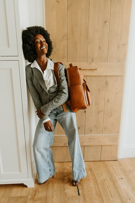 A Peek at The Jenessa Camera Bag