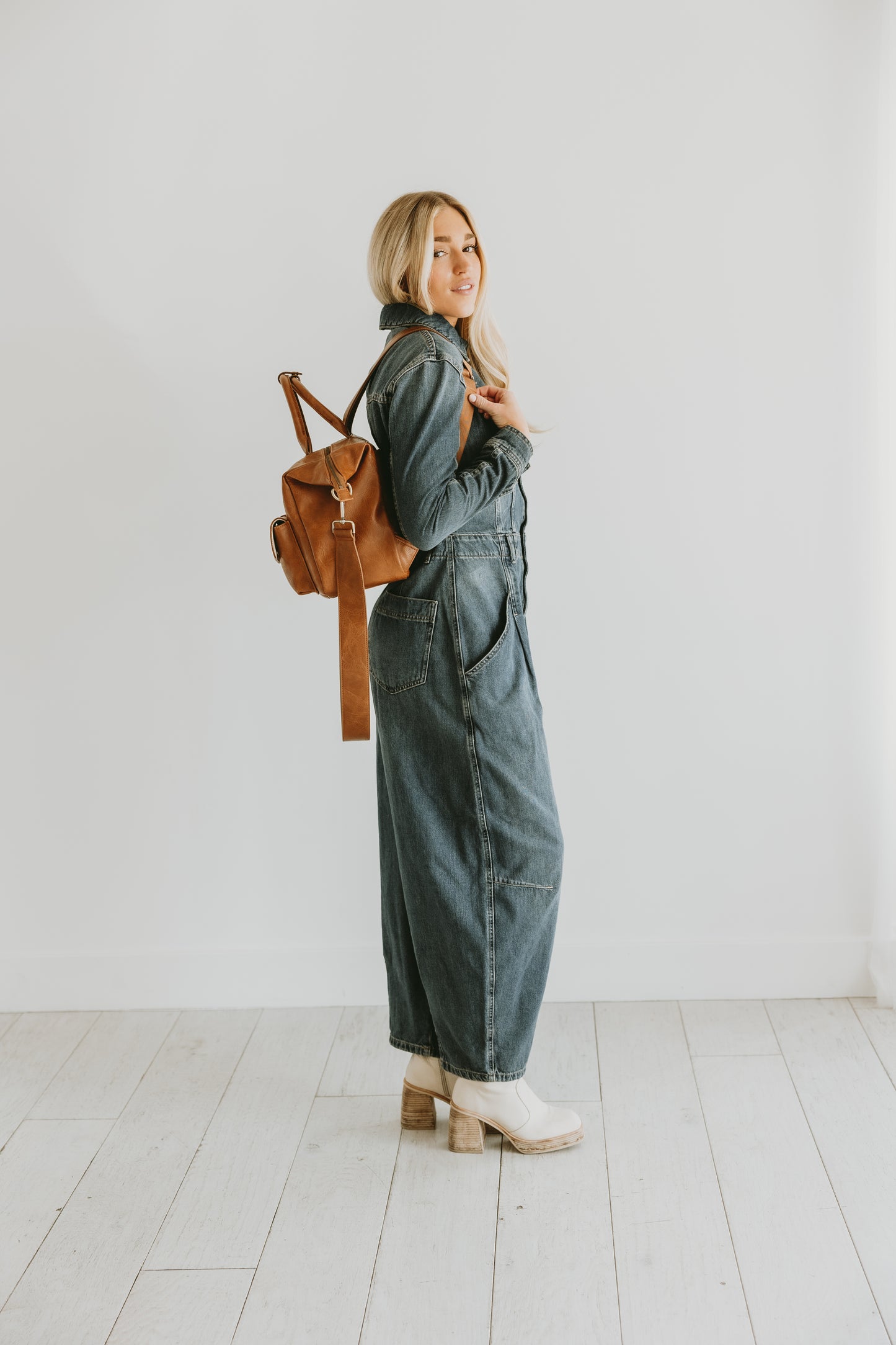 Camryn- Mid-size Camera Bag