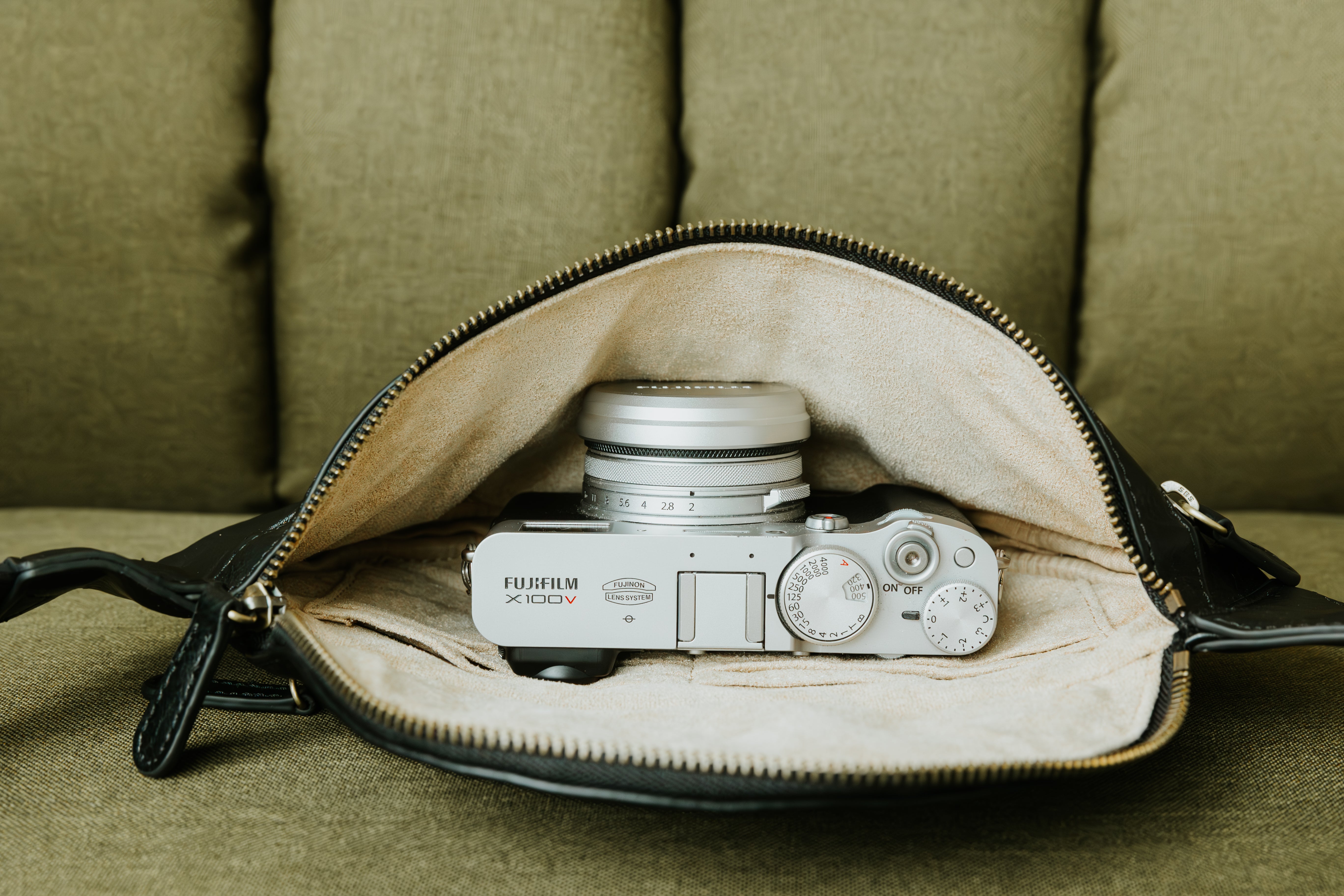 Fanny pack for online camera