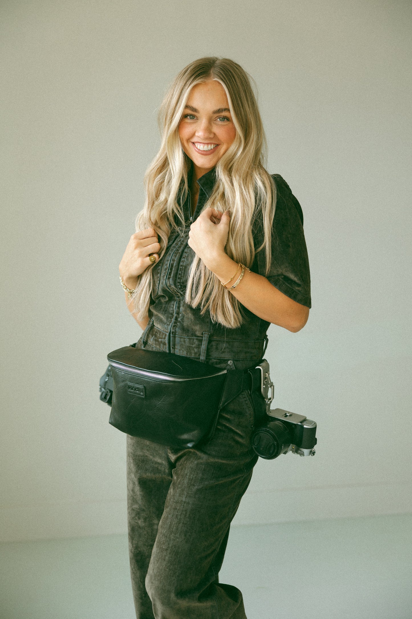 Kindly Dual Camera Holster (PRE-ORDER FOR MID-FEB SHIPPING)