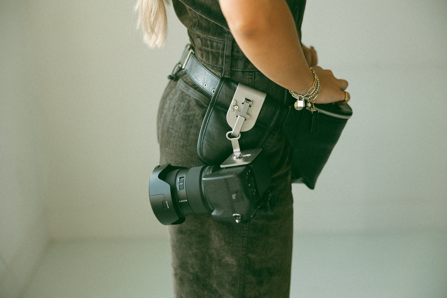 Kindly Dual Camera Holster (PRE-ORDER FOR MID-FEB SHIPPING)